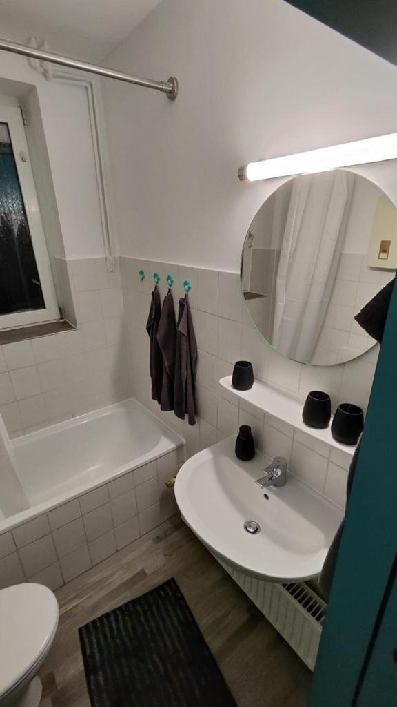 Ferienwohnung-Monteurwohnung Berta, 3 Personen In Kleve, Zentrale Lage Kleve  Ngoại thất bức ảnh